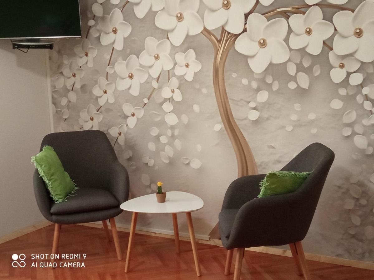 Studios Ana Mari Komiza Room photo